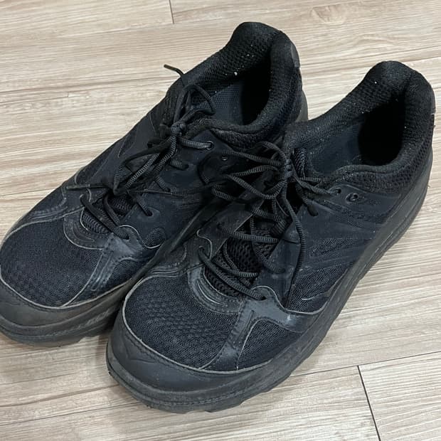 호카 x 엔지니어가먼츠 