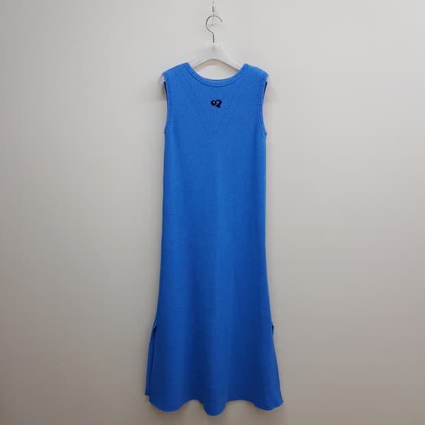 오즈세컨 2022 울소재 리브 니트 원피스 85사이즈