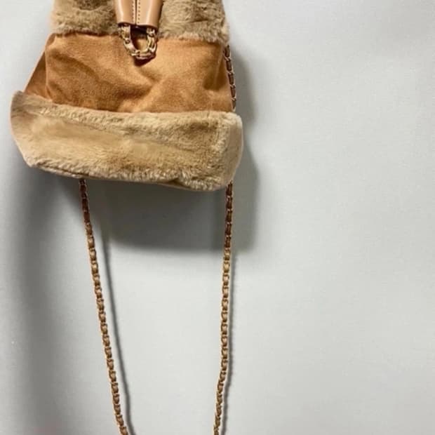 [새상품]브라운 퍼 가방