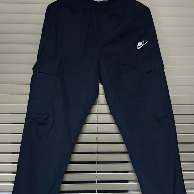 (새상품)나이키 클럽 우븐 카고팬츠 블랙 M