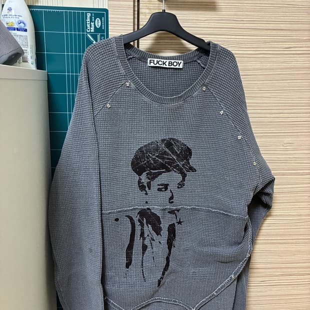 FUCK BOY 퍽보이 회색 와플 긴팔 티셔츠