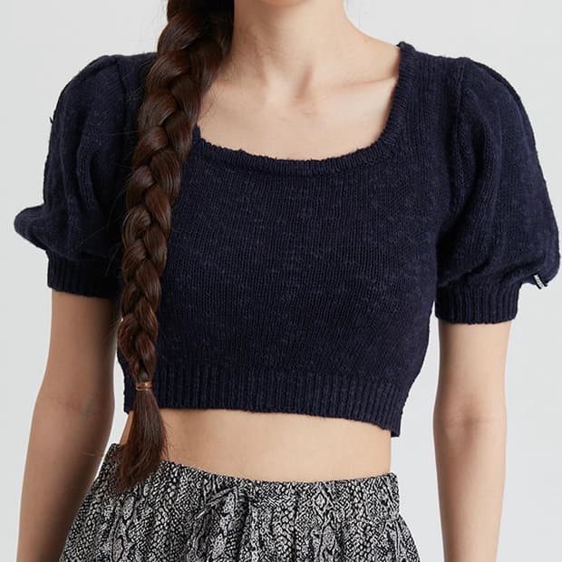 Mischief 미스치프 퍼프 니트 크롭탑 (화이트,네이비)
