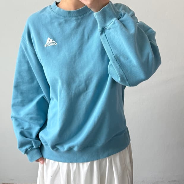 [L] 아디다스 스카이 맨투맨