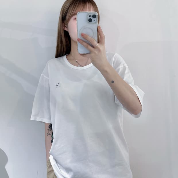 아크네스튜디오 내쉬 페이스 반팔