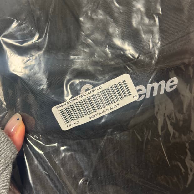 (새상품) 슈프림 워시드 치노 트윌 캠프캡 블랙 