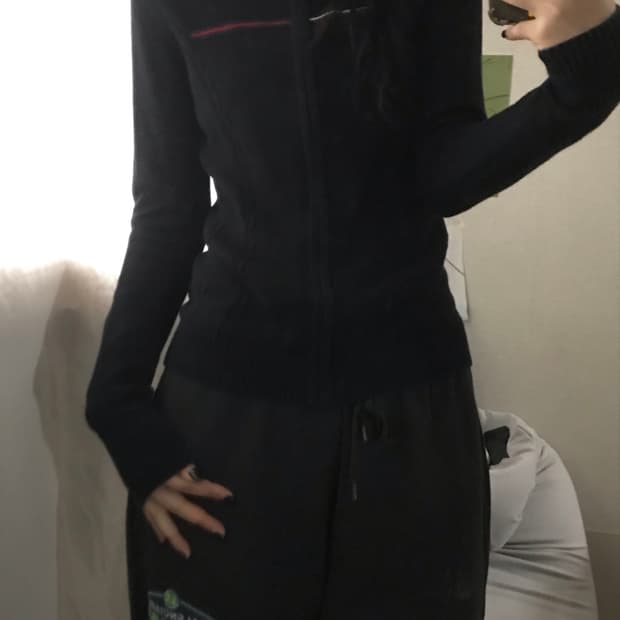 타미힐피거 네이비 딱붙핏 니트집업