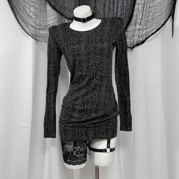 snake knit