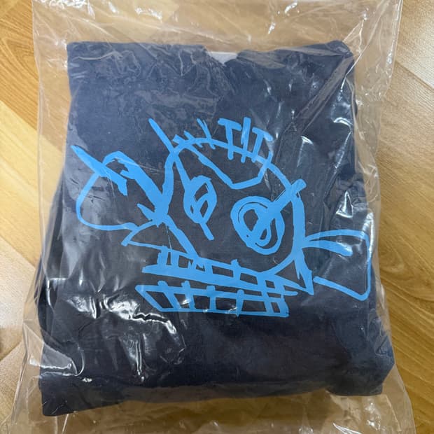 아이앱 스튜디오 x 아케인 징크스 후드 워시드 네이비 스카이 블루