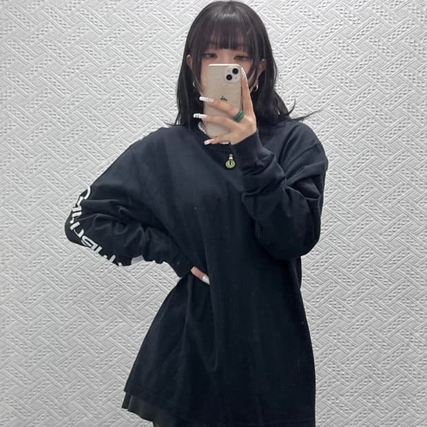 칼하트 빈티지 캐주얼 레트로 슬리브로고 롱슬리브 M C10916