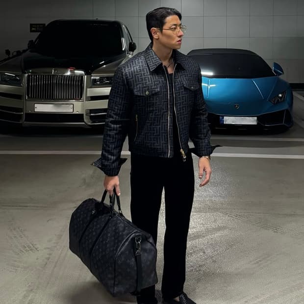 라피나토 RT 모노그램 트러커 블랙 50