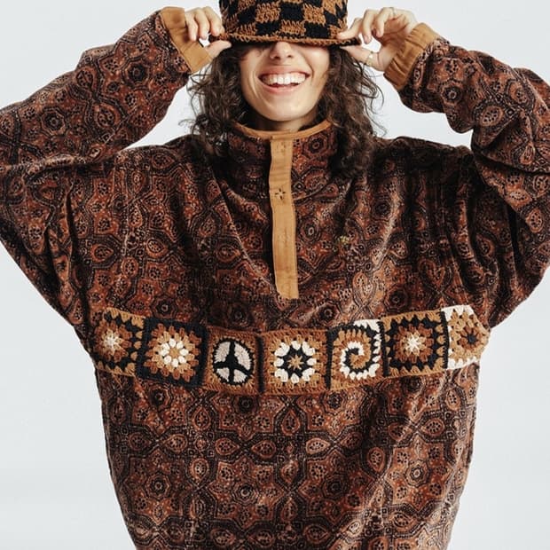 Story mfg 풀오버 L,XL사이즈 삽니다.