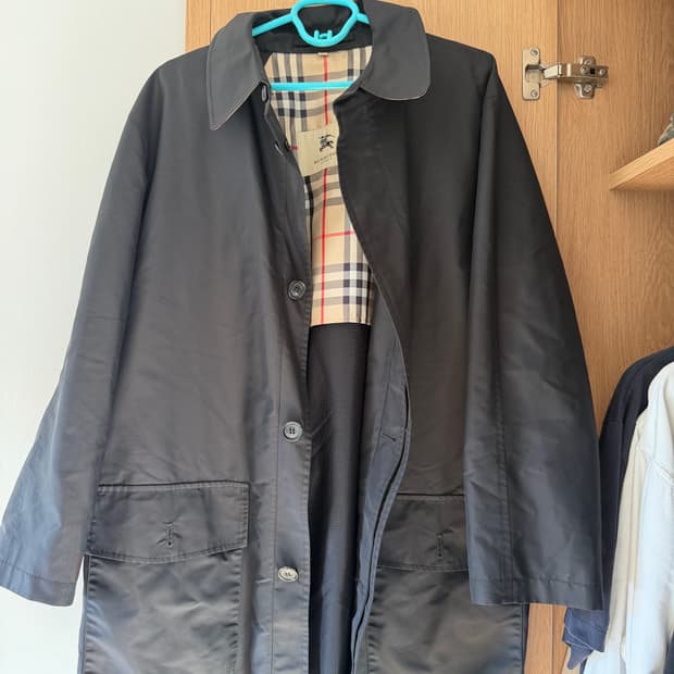 버버리 런던 맥코트 Richardlea 블랙 M 노바체크 정품