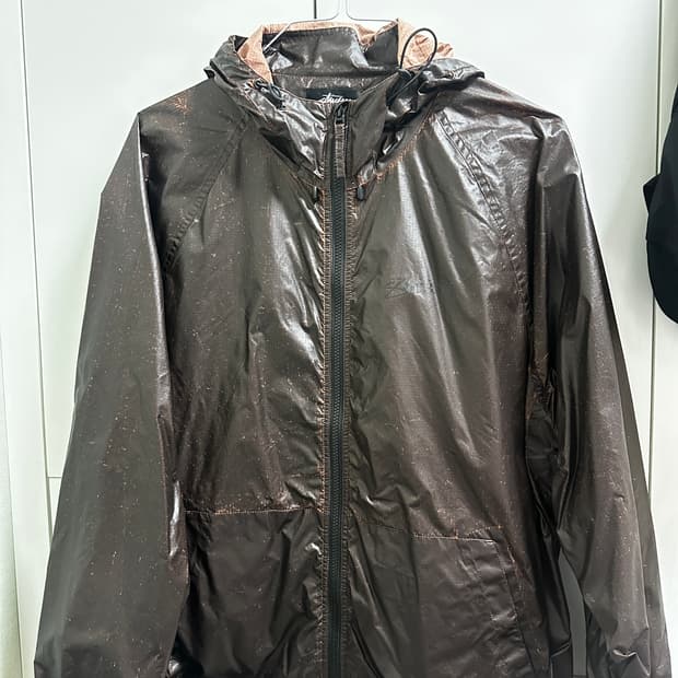 스투시 비치쉘 크랙 립스탁 L (새상품급)