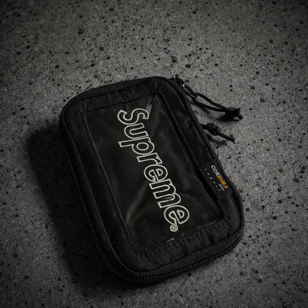 슈프림 스몰 집 파우치 19FW