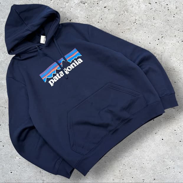 [L] 파타고니아 레귤러핏 네이비 후드티 D483