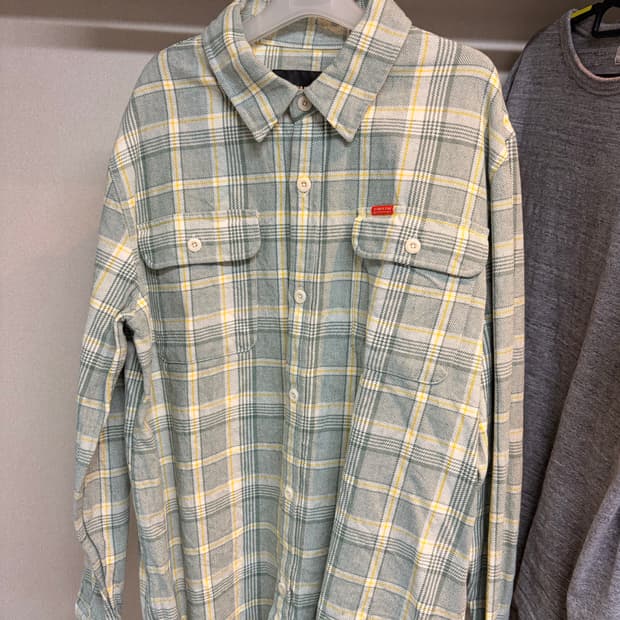 데우스 엑스 마키나 체크 셔츠 m