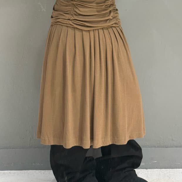 hirring detail pleats line skirt 