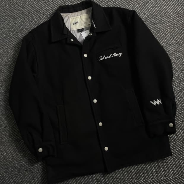 WVUR 스몰로고 빈티지 블랙 누빔 바시티 자켓y 4242