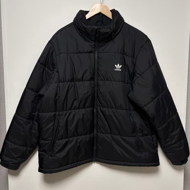 아디다스 에센셜 패디드 푸퍼 패딩