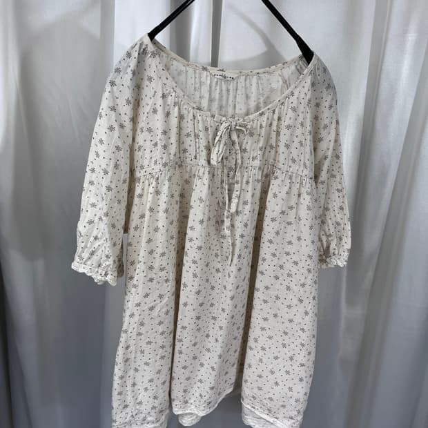 vintage blouse