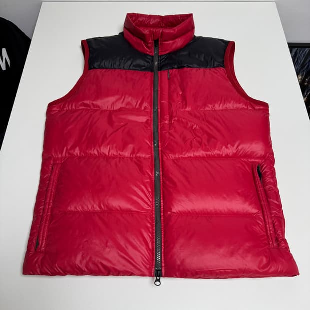 나이키 ACG 550필 레드 패딩 베스트