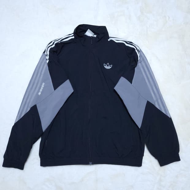아디다스 남성 바람막이 점퍼 XL  뽀샤샤