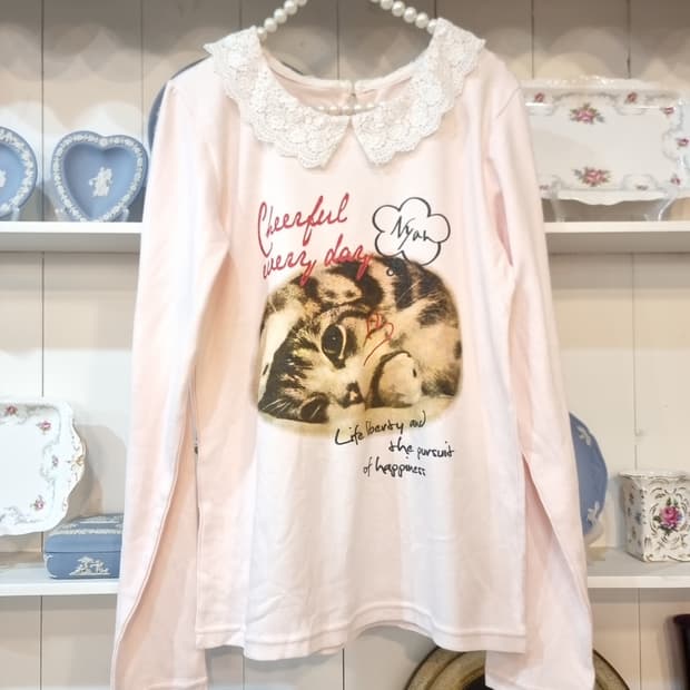 핑크 고양이 레이스 카라 일본롱슬리브 티셔츠