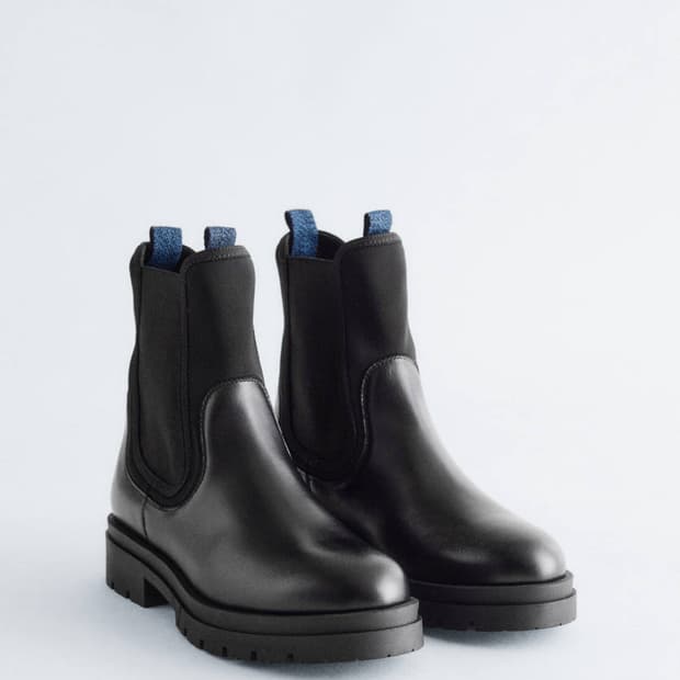 앤아더스토리 가죽 레더 첼시 부츠
