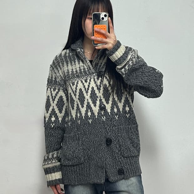 갭 노르딕 패턴 숄카라 니트 가디건