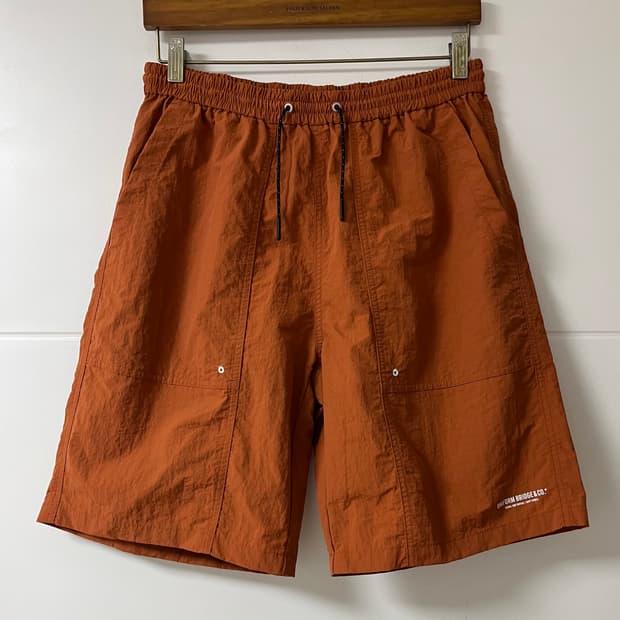 유니폼브릿지 반바지