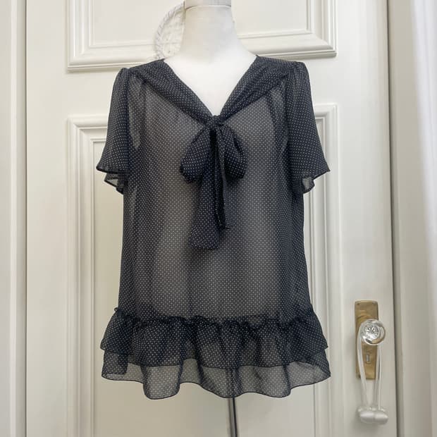 black dot ruffle bow point blouse