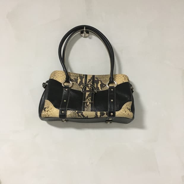 닥스 악어가죽 숄더백