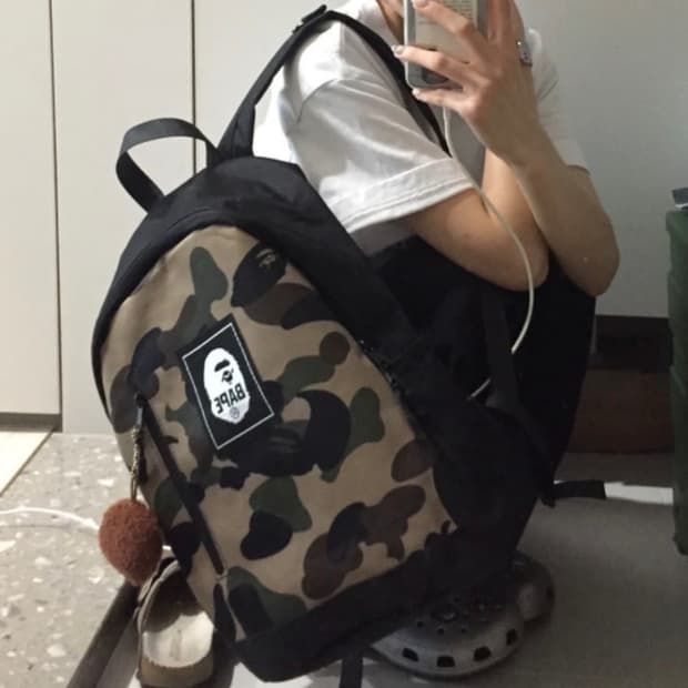 베이프 카모 백팩 가방 잡지부록 정품 키링포함