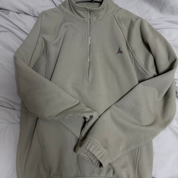 로아 하프집업 M