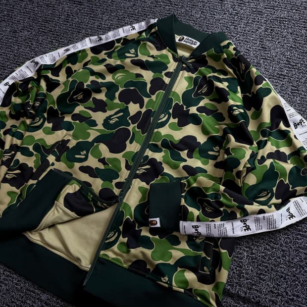 베이프 사루 ABC 카모플라쥬 트랙탑 자켓 1425