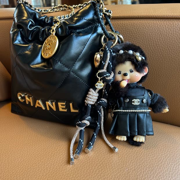 (20)정품몬치치🖤💛  블랙+골드 커스텀키링