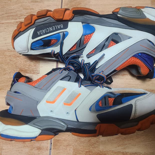 정품 발렌시아가 트랙S 43(270추천)