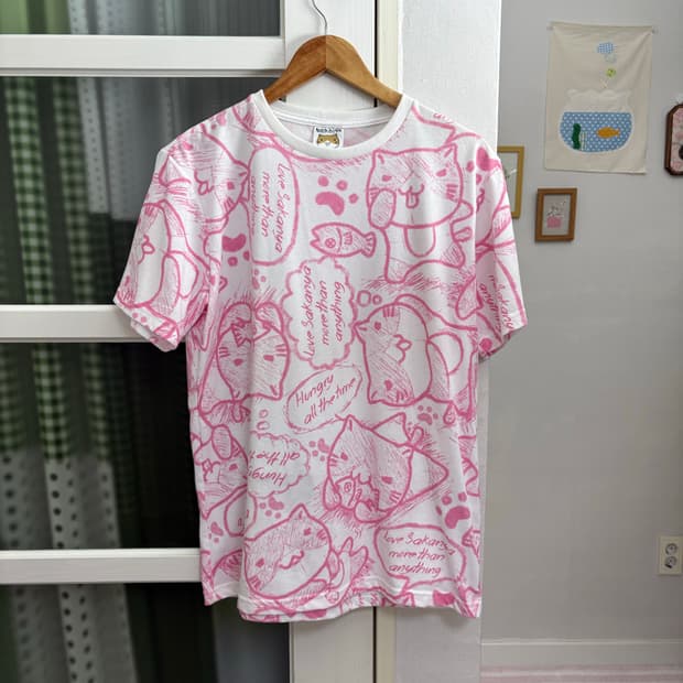 네코부치상 핑크 티셔츠