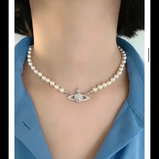 비비안웨스트우드 초커 목걸이