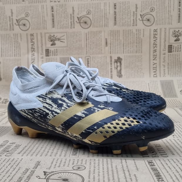 아디다스 프레데터 뮤테이터 축구화 250