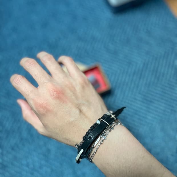 Ma+ leather slim bracelet