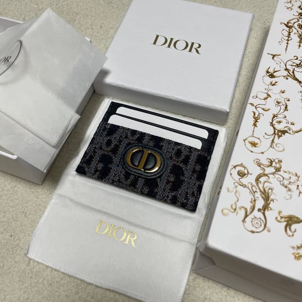 [미사용새상품] 디올 CD 몽테인 프리지아 카드지갑