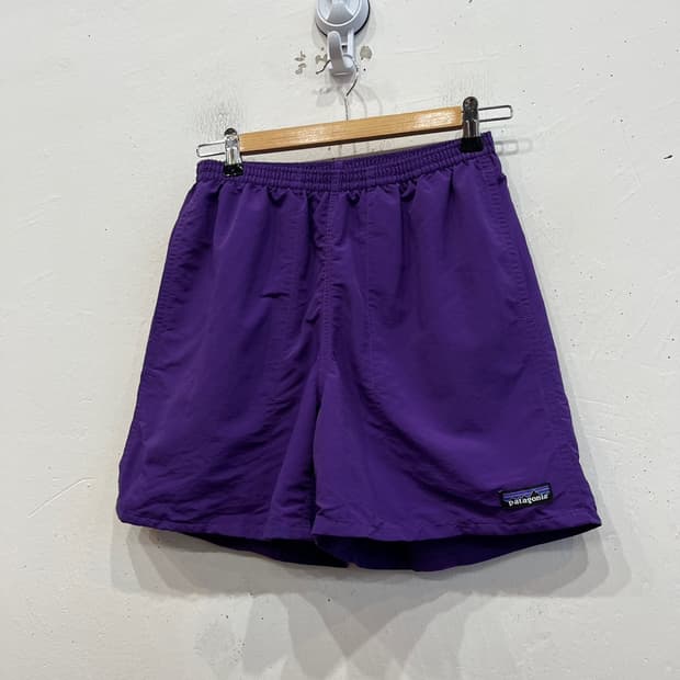 파타고니아 배기스 퍼플 쇼츠 S