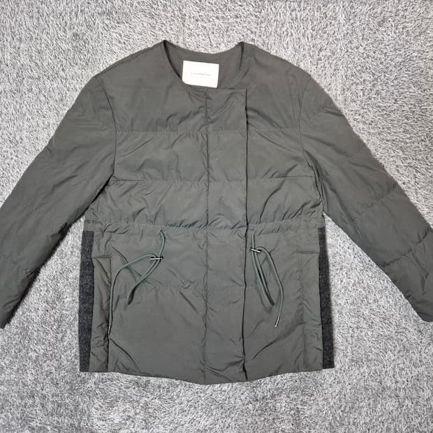 커스텀멜로우 여성 덕다운 경량 패딩 38