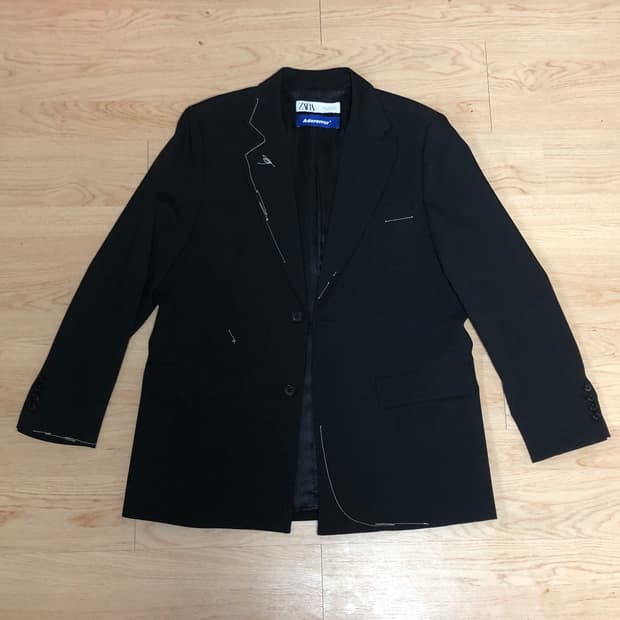 자라 아더에러 스티치 블레이저 M