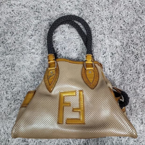 펜디 레더 토트백 숄더백