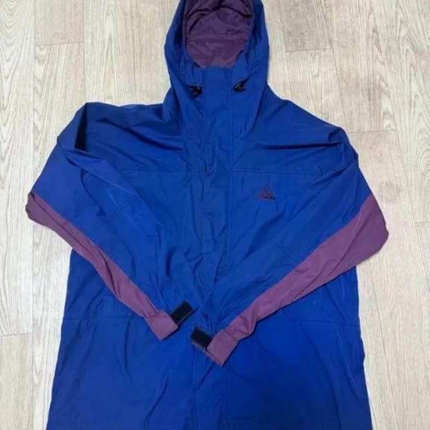 [L]나이키 acg 바람막이