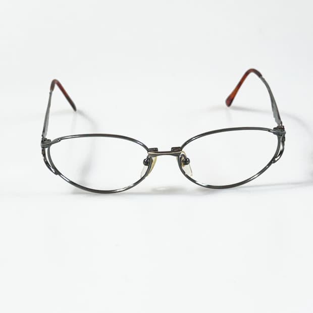 90s AVETO 슬림 오벌 다크 실버 메탈 빈티지 안경