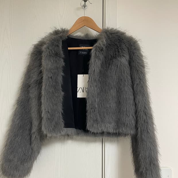 (새제품) 자라 회색 퍼 자켓 판매