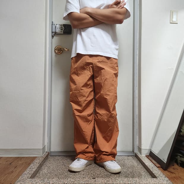 [네고가능] 트래블 나일론 오렌지팬츠